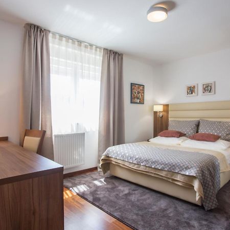 Residence Villa Karda Пореч Экстерьер фото