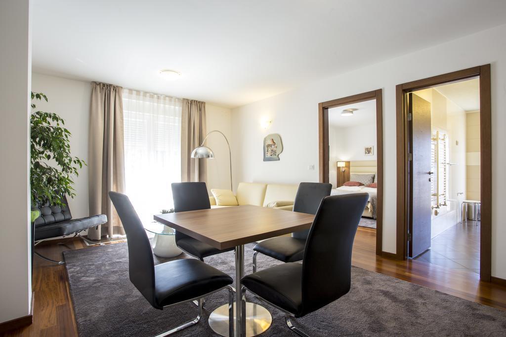 Residence Villa Karda Пореч Экстерьер фото