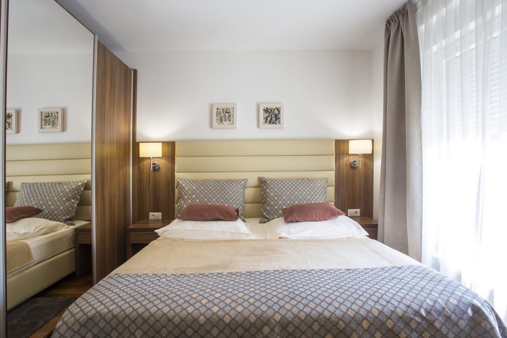 Residence Villa Karda Пореч Экстерьер фото