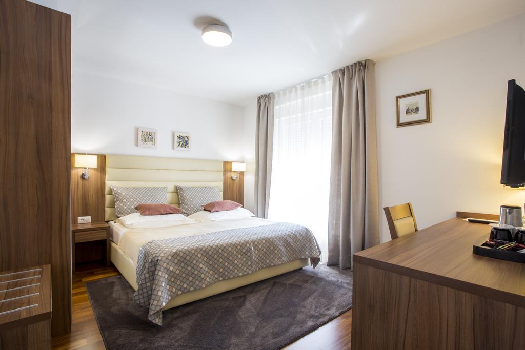 Residence Villa Karda Пореч Экстерьер фото