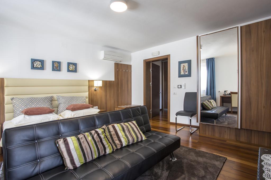 Residence Villa Karda Пореч Экстерьер фото