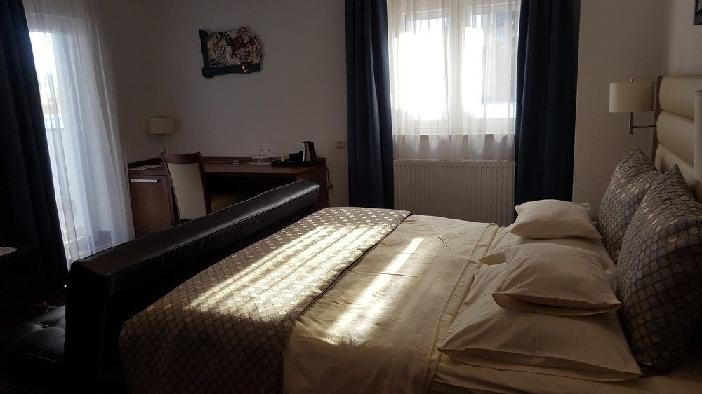 Residence Villa Karda Пореч Экстерьер фото